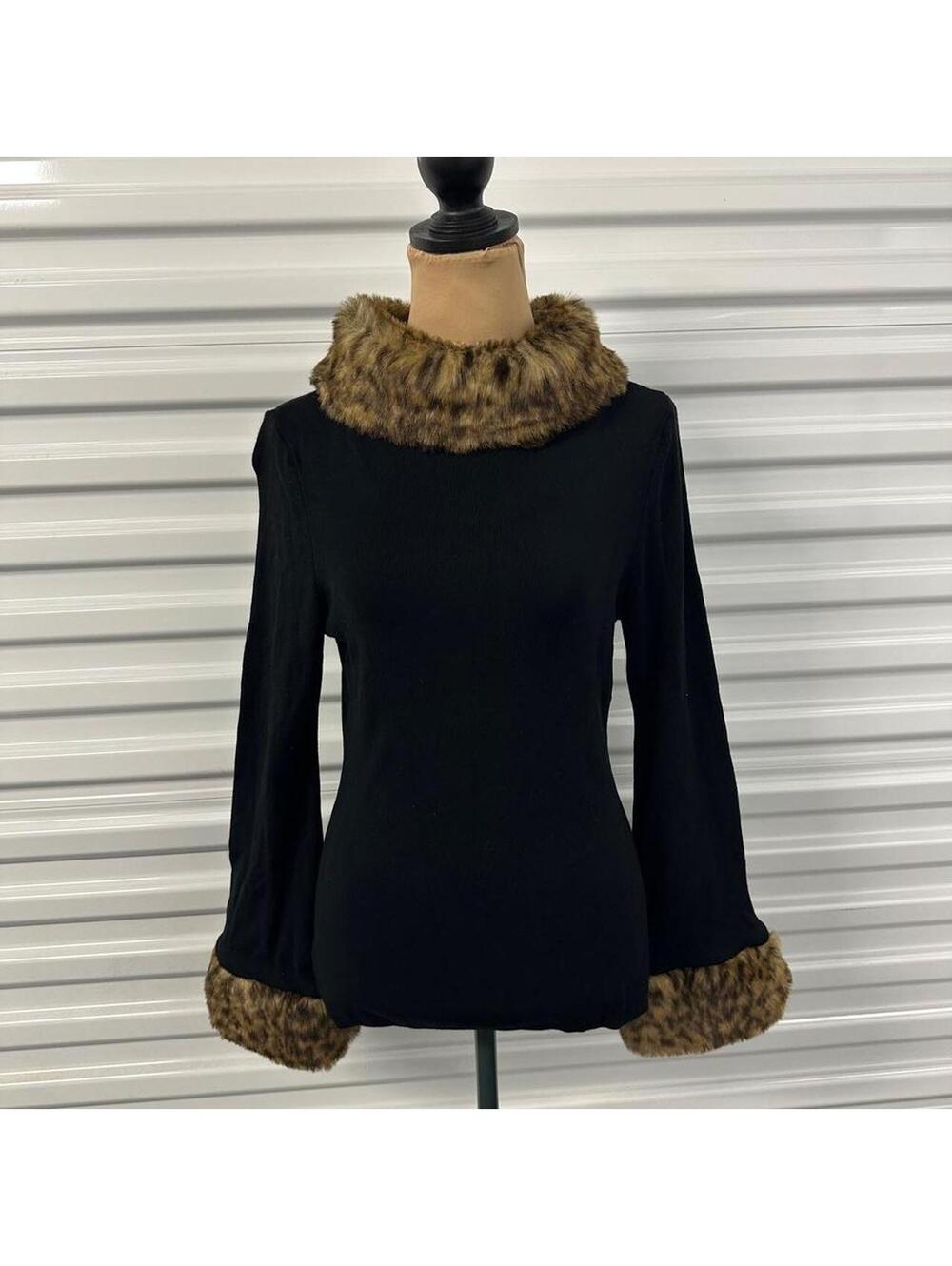Y2k vintage Black Sweater with Leopard Print Trim on Cuffs and Collar